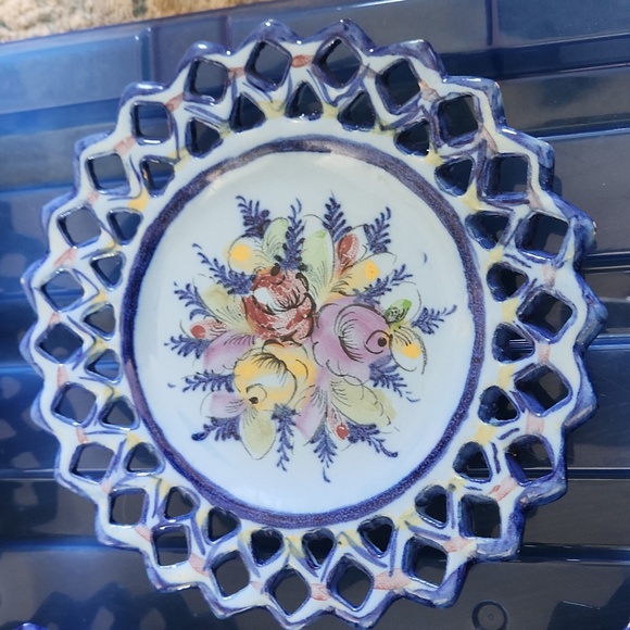 ALCOBACA 363 VINTAGE SET OF 4 PLATES - Picture 3 of 9